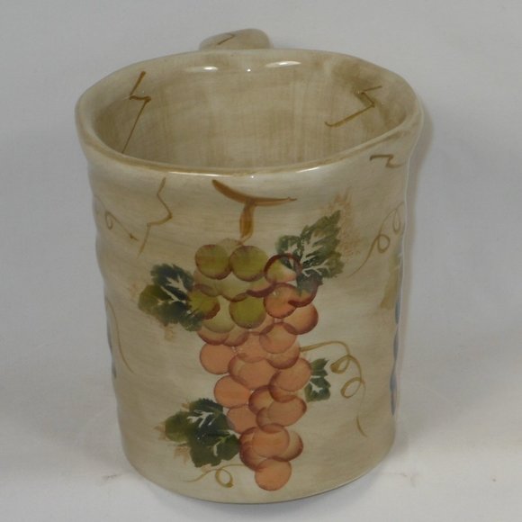 Coffee mug. Cabernet Tabletop Collection. Hand painted grapes - Picture 2 of 5